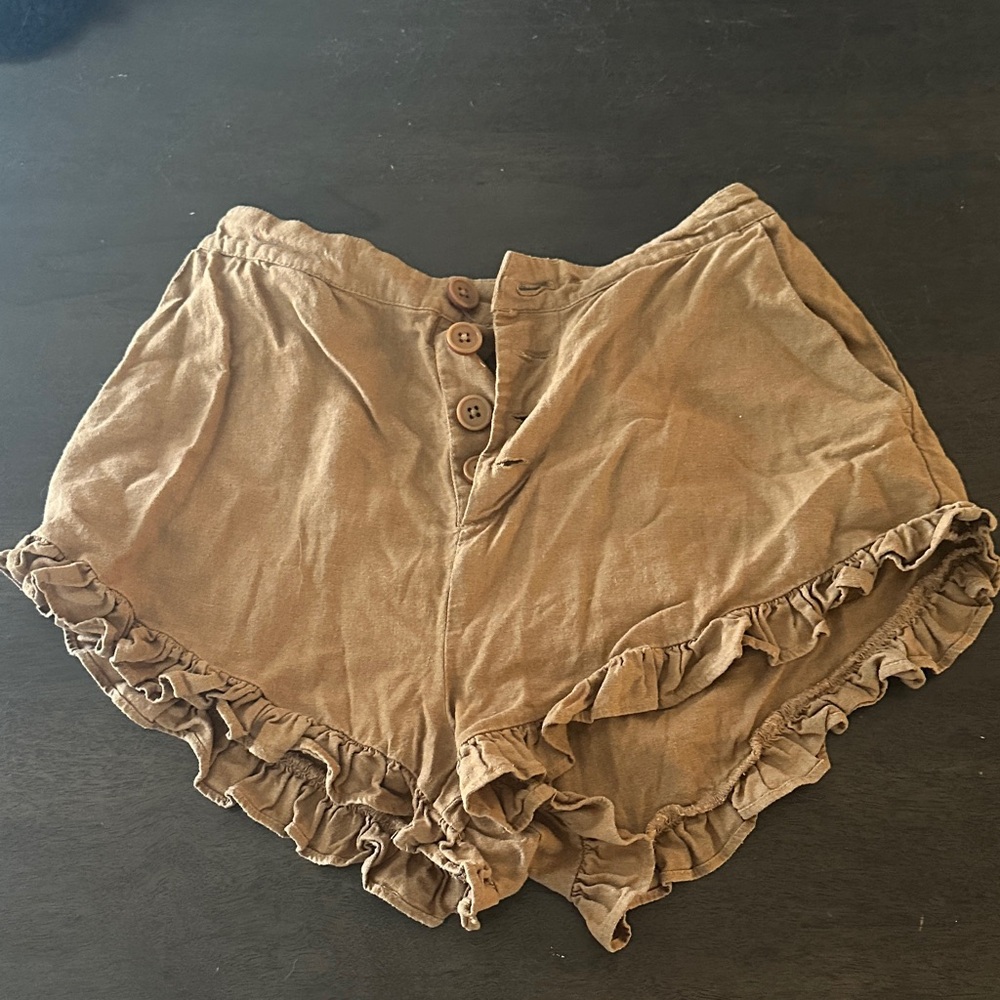 Linen Ruffle Shorts